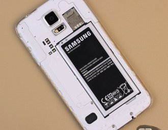 Samsung Galaxy S5: waterproof design